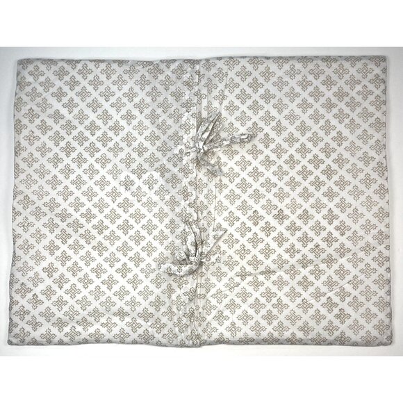 Single (1) CAROL & FRANK 20"x26" Standard Cotton PILLOW SHAM Beige/White Geo NEW - Picture 2 of 4